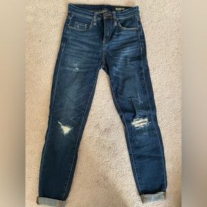 BlankNYC stretch skinny jeans. Like New! Size 26 S